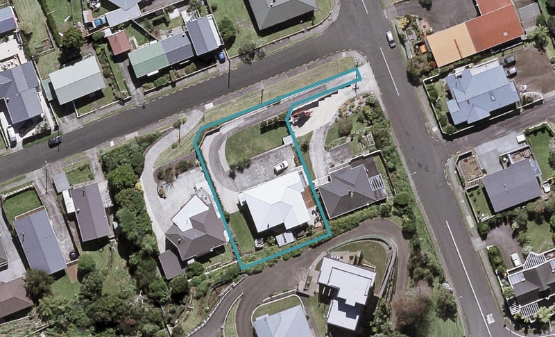 46B Calvert Road, Lynmouth, New Plymouth - Carousel 1