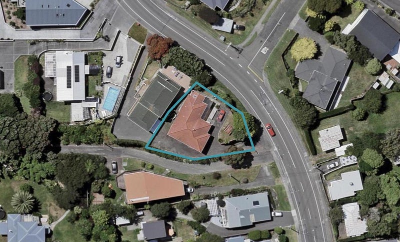 39 Wharemauku Road, Raumati Beach, Paraparaumu - Carousel 1