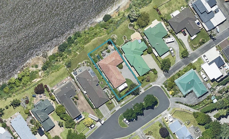 113 College Place, Poike, Tauranga - Carousel 1