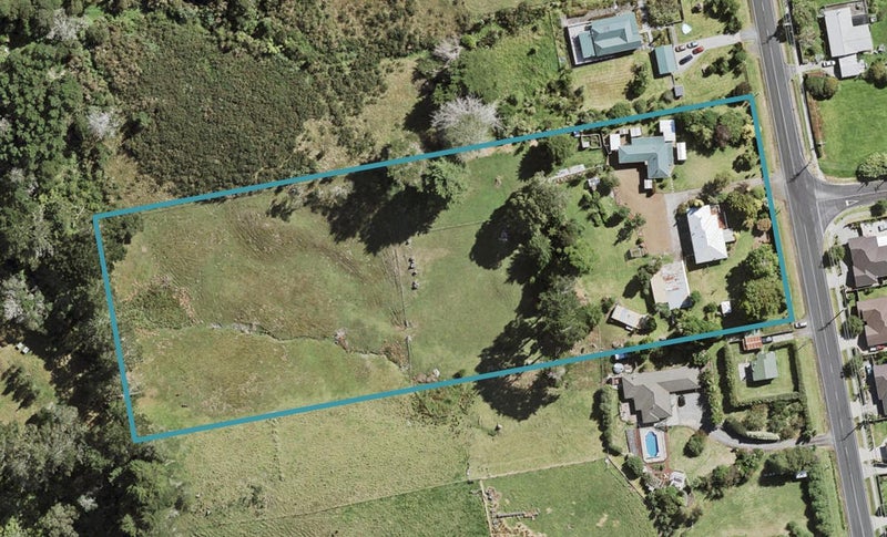 147 Simpson Road, Henderson Valley, Auckland - Carousel 1