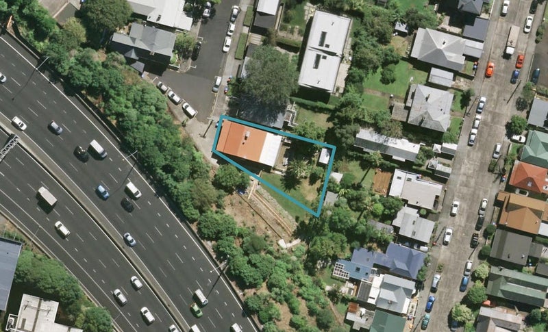 19 Seafield View Road, Grafton, Auckland - Carousel 1