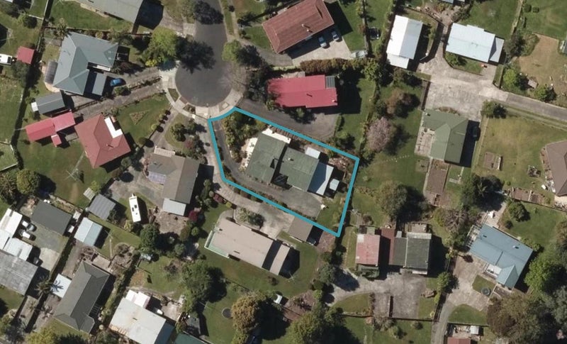 19 Montague Place, Onerahi, Whangarei - Carousel 1