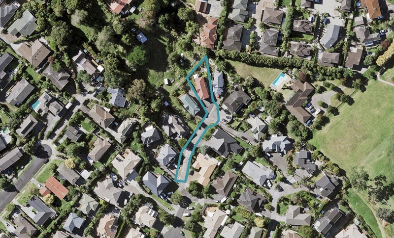 2/38 Westview Court, Somerville, Auckland - Carousel 1