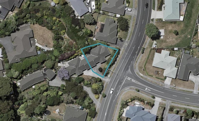 46 Guildford Drive, Paraparaumu - Carousel 1