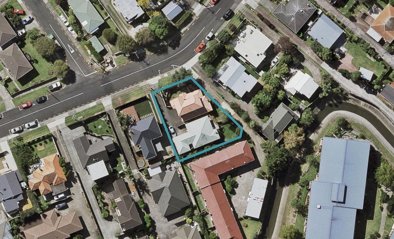 1/36 NILE Road, Milford, Auckland - Carousel 1
