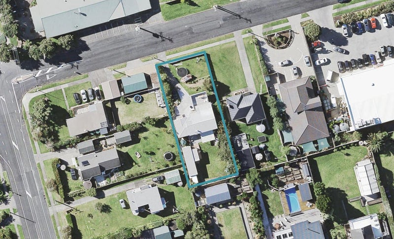 45 Third View Avenue, Beachlands, Auckland - Carousel 1