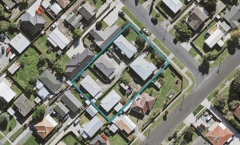 2/14 John Street, Mangere East, Auckland - Carousel 1