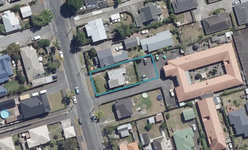 198 Nixon Street, Hamilton East, Hamilton - Carousel 1