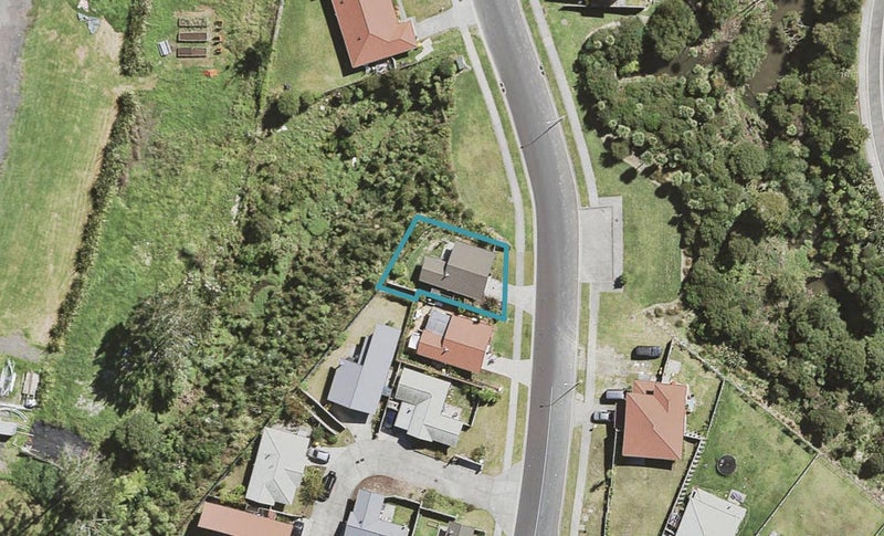 98 Albionvale Road, Glen Eden, Auckland - Carousel 1