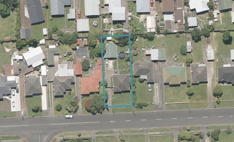 33 Wakefield Street, Whanganui East, Whanganui - Carousel 1