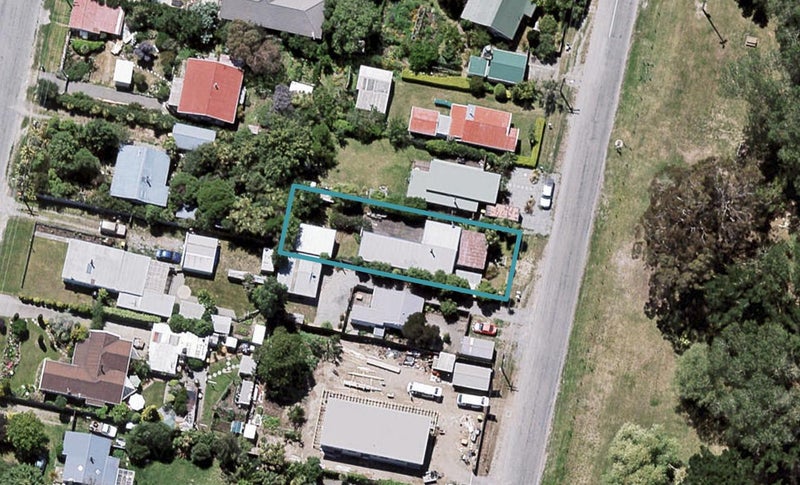 12 Ferry Road, Woodend Beach, Kaiapoi - Carousel 1