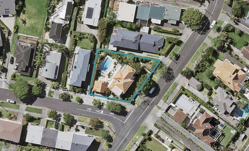 59 Selwyn Avenue, Mission Bay, Auckland - Carousel 1