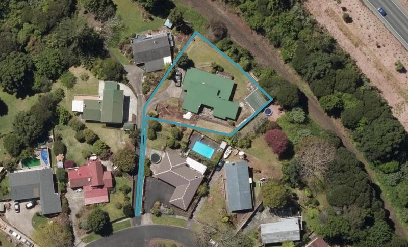 87 Fisher Terrace, Kamo, Whangarei - Carousel 1