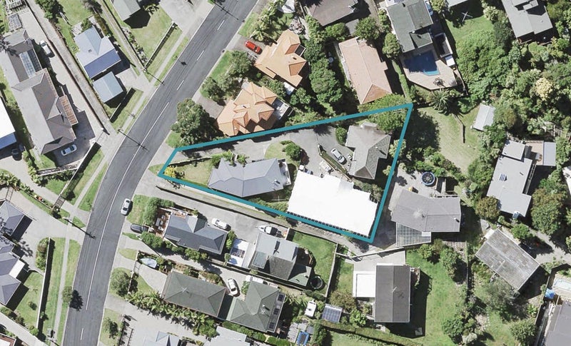 1/40 Kowhai Road, Campbells Bay, Auckland - Carousel 1