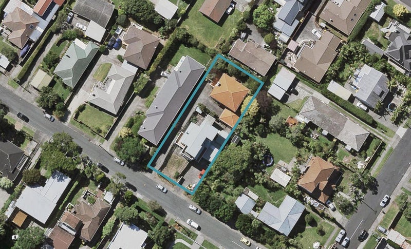 2/1 Sydney Street, Hauraki, Auckland - Carousel 1