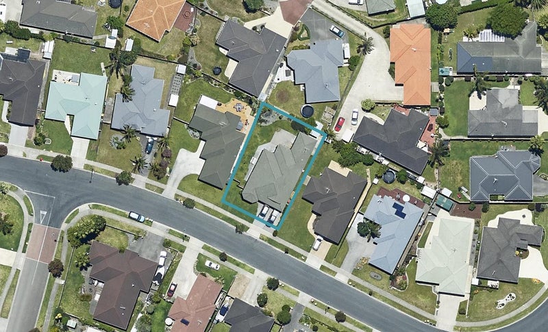 36 Arabian Drive, Papamoa Beach, Papamoa - Carousel 1