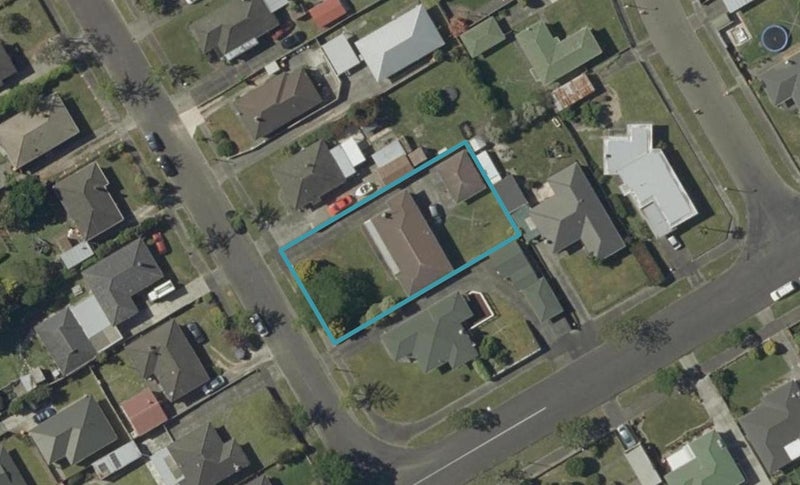 35 Manchester Street, Takaro, Palmerston North - Carousel 1