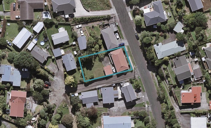 71 David Street, Lynmouth, New Plymouth - Carousel 1