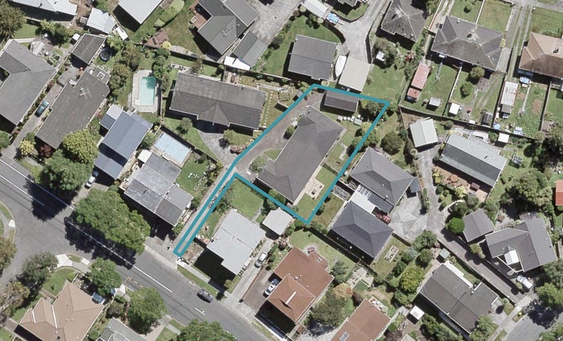 2/13 Waddington Drive, Naenae, Lower Hutt - Carousel 1
