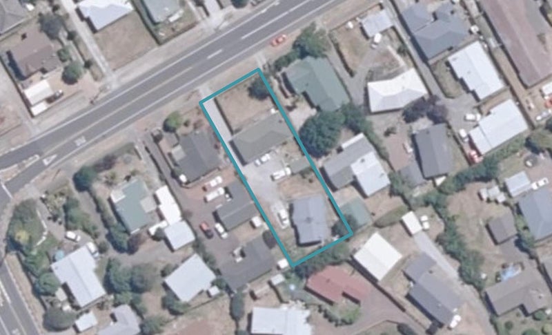 2/211 Rifle Range Road, Tauhara, Taupō - Carousel 1