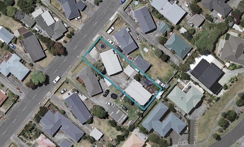 86A Michael Road, Paraparaumu Beach, Paraparaumu - Carousel 1
