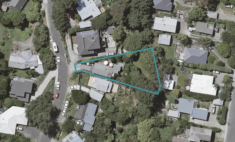 32 Renown Road, Raumati South, Paraparaumu - Carousel 1