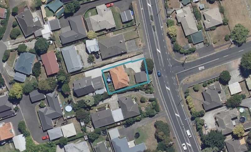 349 Peachgrove Road, Fairfield, Hamilton - Carousel 1