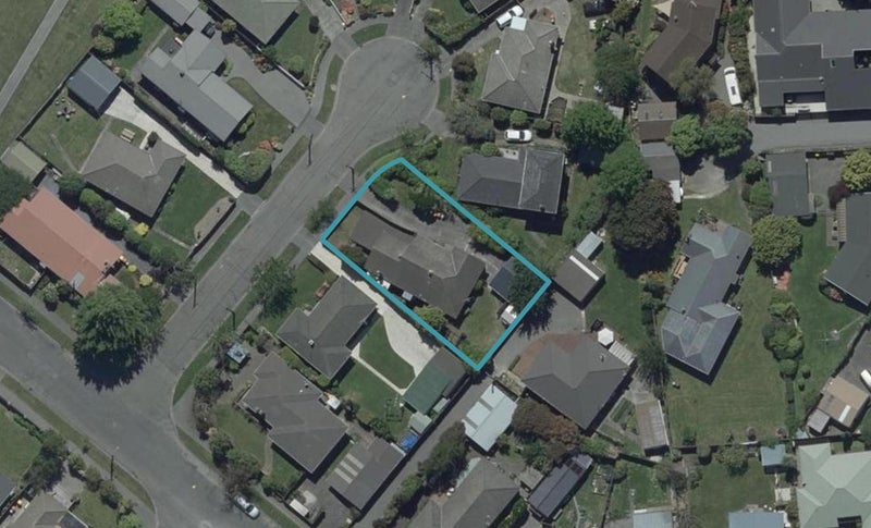 6 Bendale Place, Avonhead, Christchurch - Carousel 1
