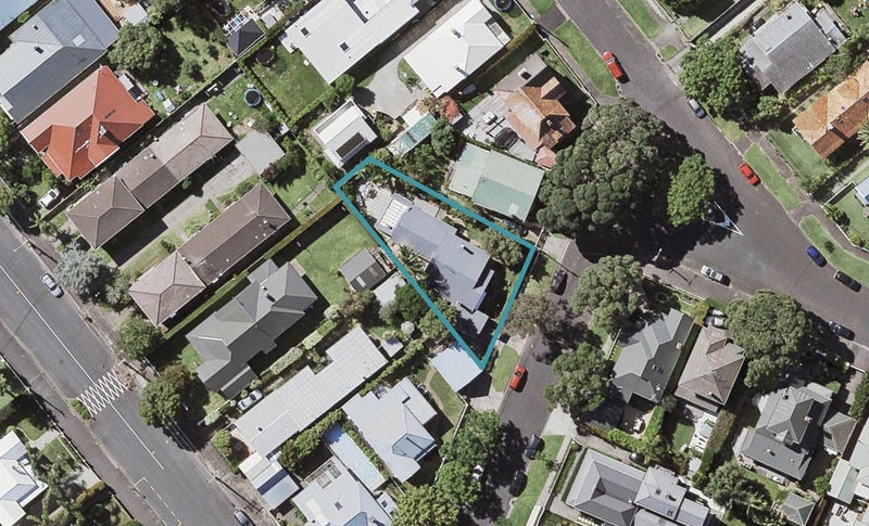 4 Eton Avenue, Devonport, Auckland - Carousel 1