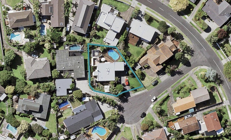 3 Rachael Place, Farm Cove, Auckland - Carousel 1