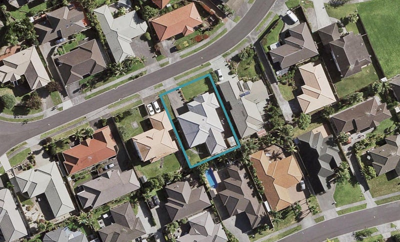 38 Stewart Gibson Place, Manurewa, Auckland - Carousel 1