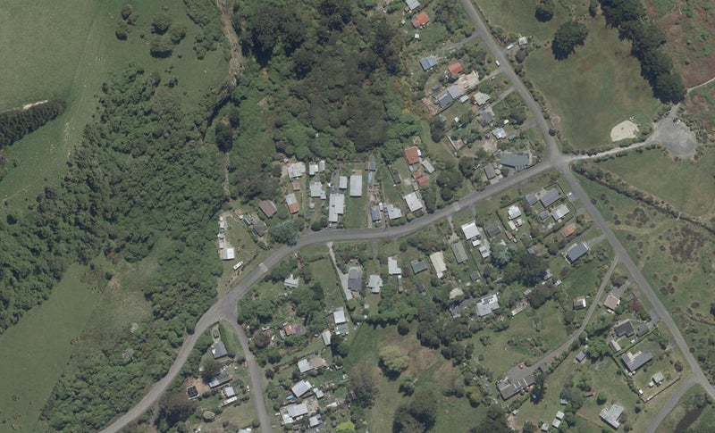 27 Mihiwaka Road, Long Beach, Port Chalmers - Carousel 1