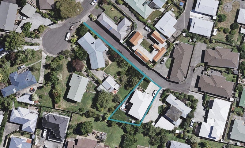 8C Neeve Place, Taradale, Napier - Carousel 1