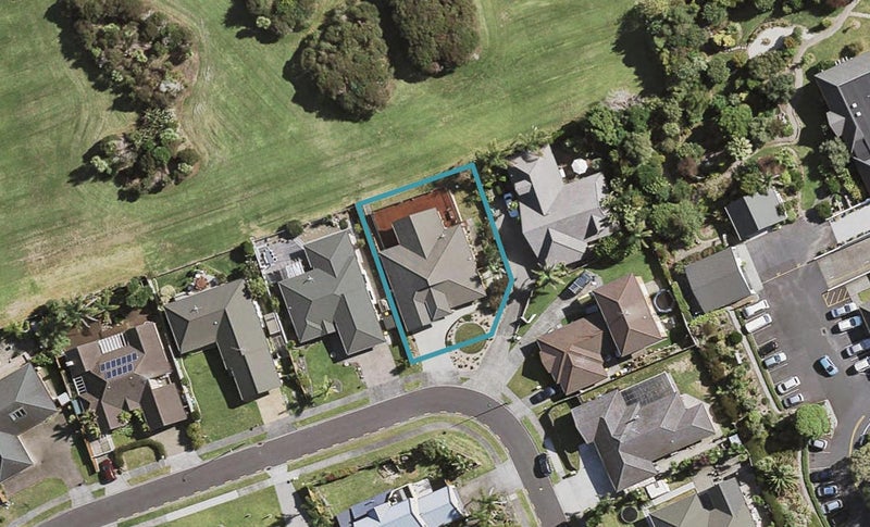 28 Norman Close, The Gardens, Auckland - Carousel 1