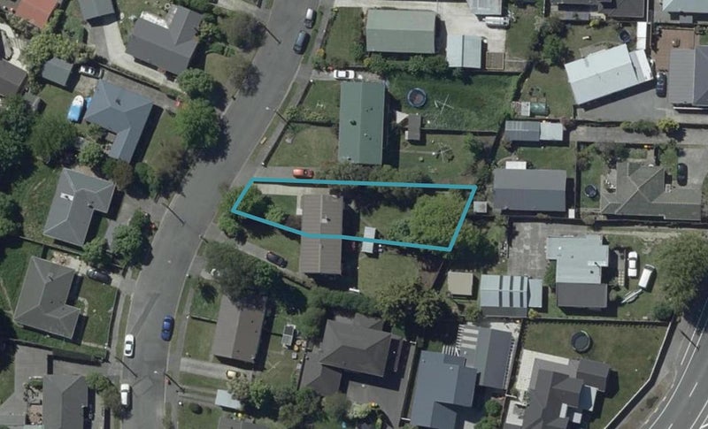 35 Kowhai Terrace, Saint Martins, Christchurch - Carousel 1