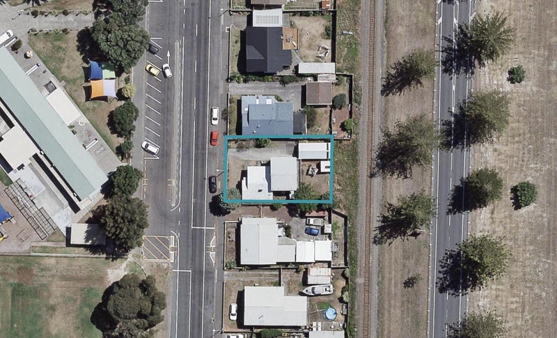 28 Te Awa Avenue, Te Awa, Napier - Carousel 1