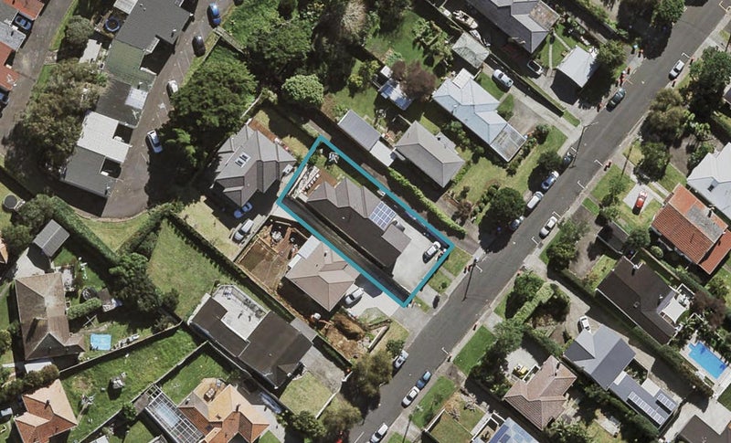 31 Aliford Avenue, One Tree Hill, Auckland - Carousel 1