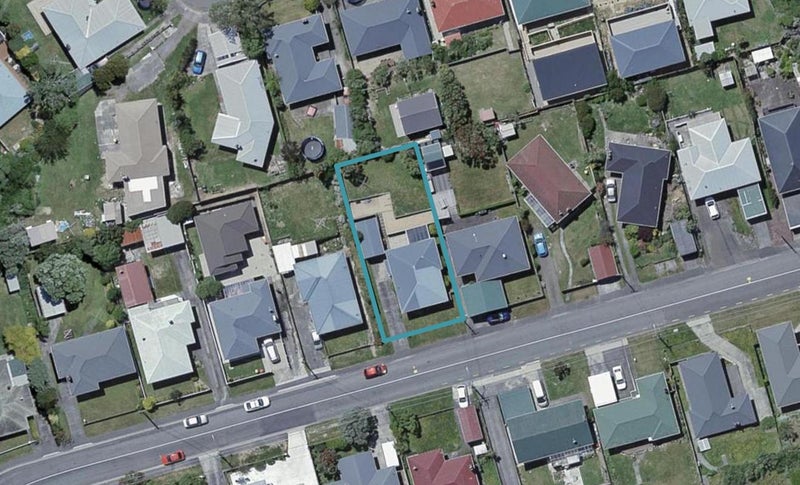 21 Kenmore Street, Newlands, Wellington - Carousel 1