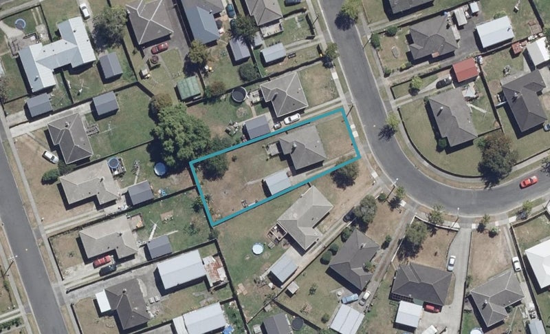 6 Byron Road, Enderley, Hamilton - Carousel 1