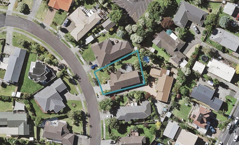 9 Woodview Rise, Botany Downs, Auckland - Carousel 1