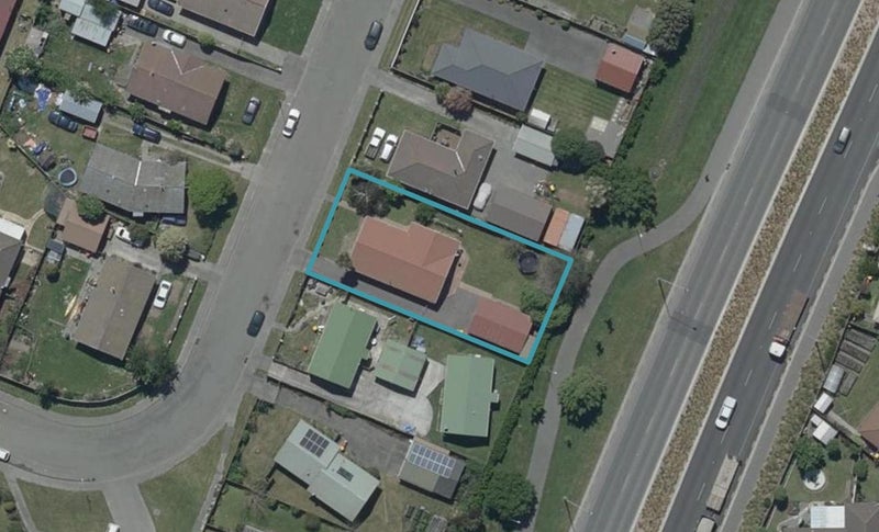 25 Pensacola Crescent, Broomfield, Christchurch - Carousel 1