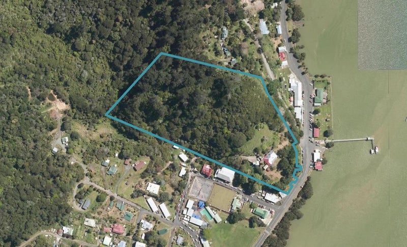 21 Beach Road, Kohukohu, Kohukohu - Carousel 1