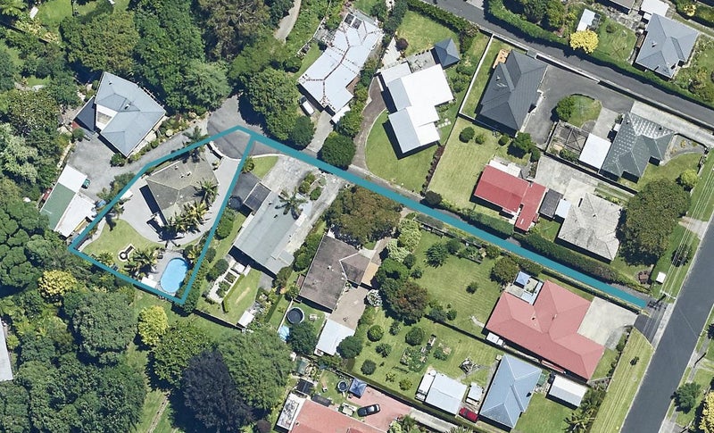 6 Dell Way, Judea, Tauranga - Carousel 1