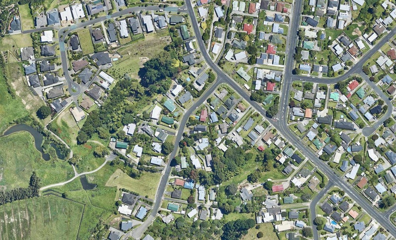 6 Graham Place, Bellevue, Tauranga - Carousel 1