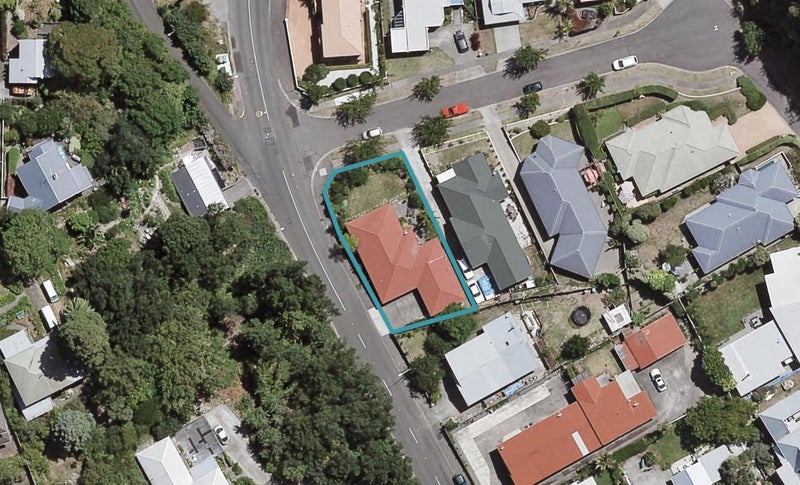 121 Milton Road, Bluff Hill, Napier - Carousel 1