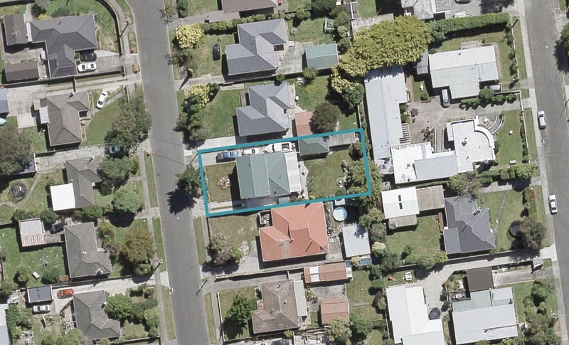 36 Routley Crescent, Elderslea, Upper Hutt - Carousel 1
