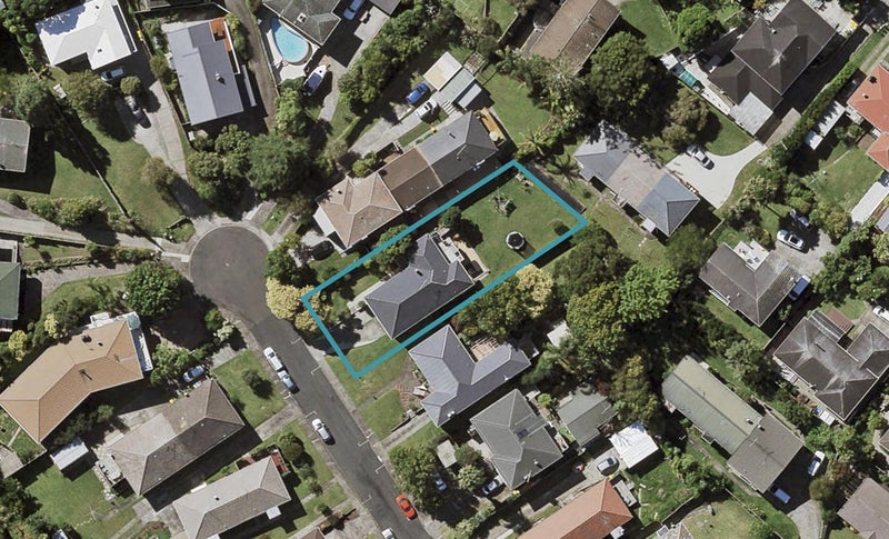 17 Margaret Place, Milford, Auckland - Carousel 1