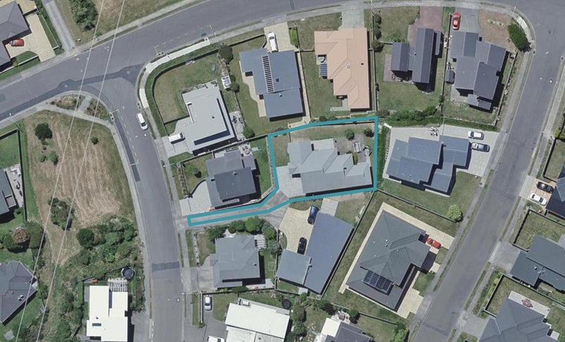 5 Cedarwood Street, Woodridge, Wellington - Carousel 1