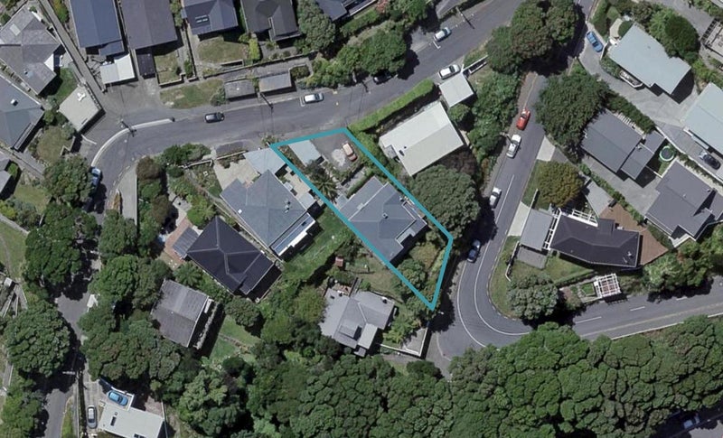 7 Rewa Road, Hataitai, Wellington - Carousel 1