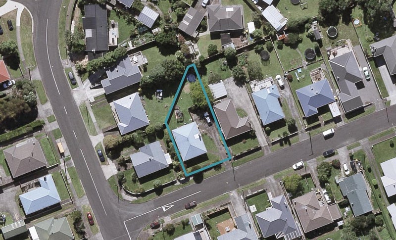 3 Clyde Street, Ferndale, New Plymouth - Carousel 1